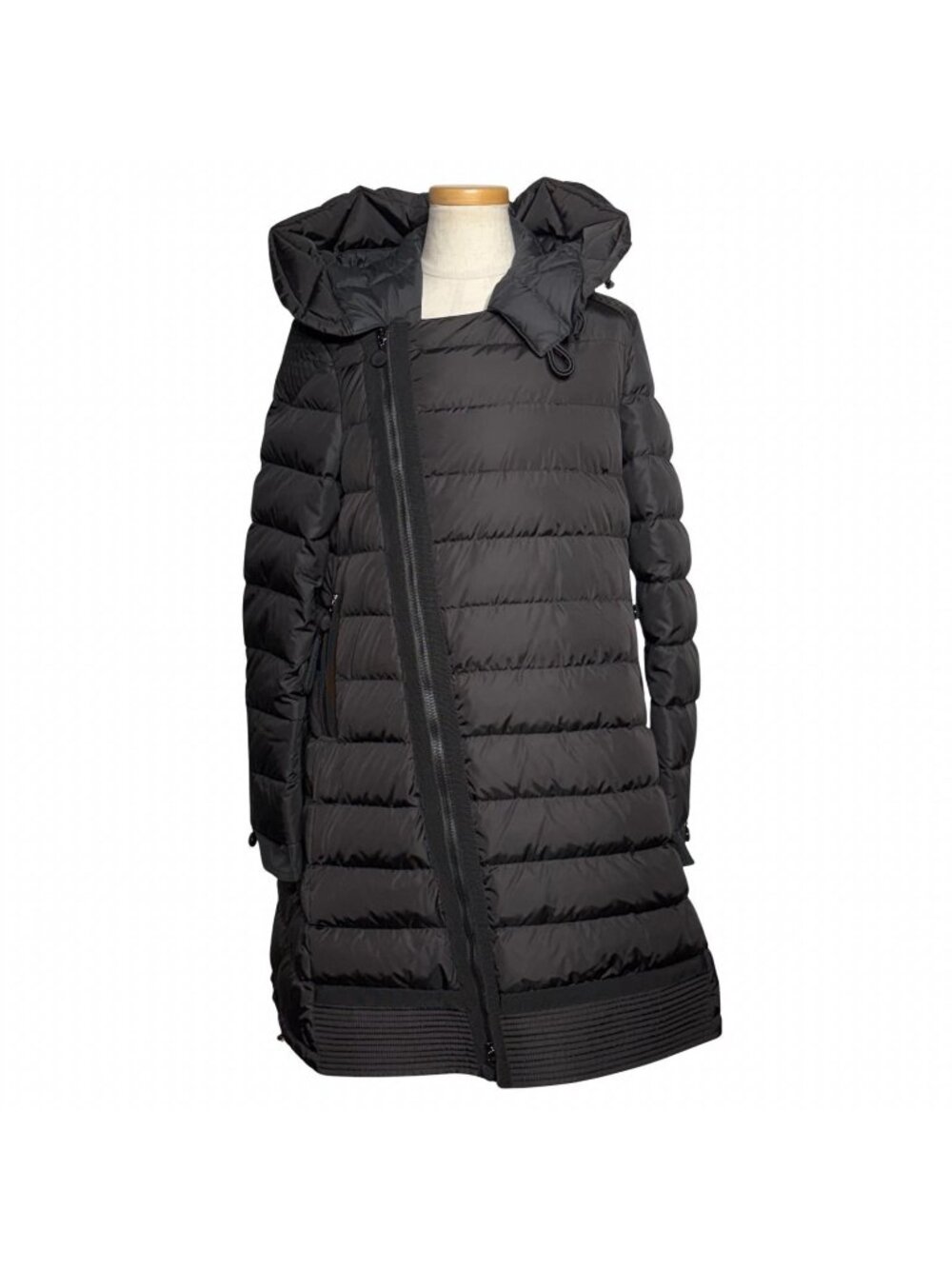 Moncler Down Coat 1 Black Nylon